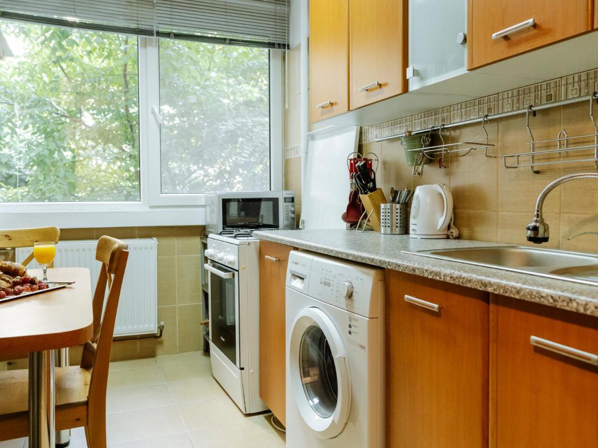בוקרשט Old Town Historic Apartment With Backyard Mini Park מראה חיצוני תמונה